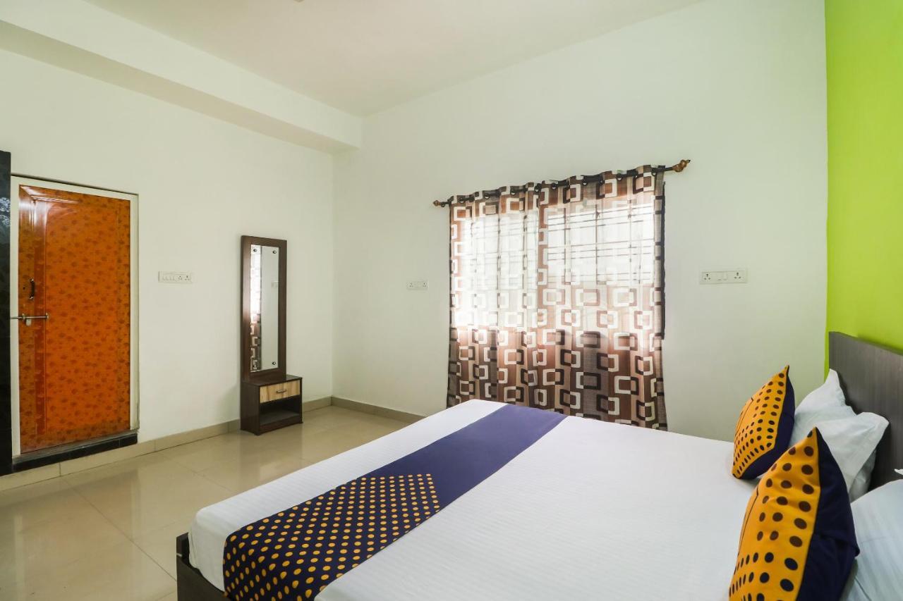 Spot On 65446 Hotel Kingston Rāipur Exterior foto
